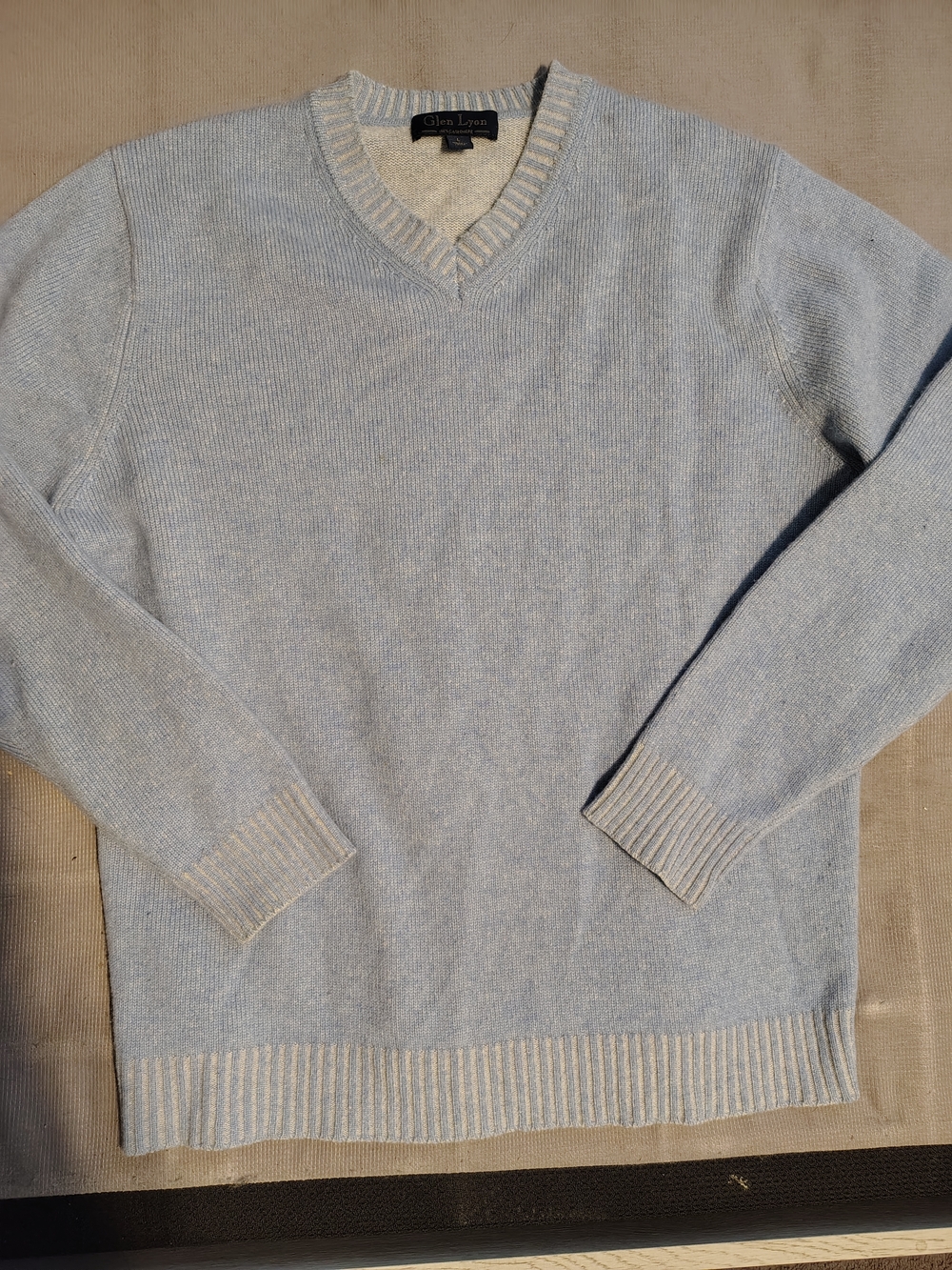 Cashmere Light Blue V-Neck Pullover Sweater